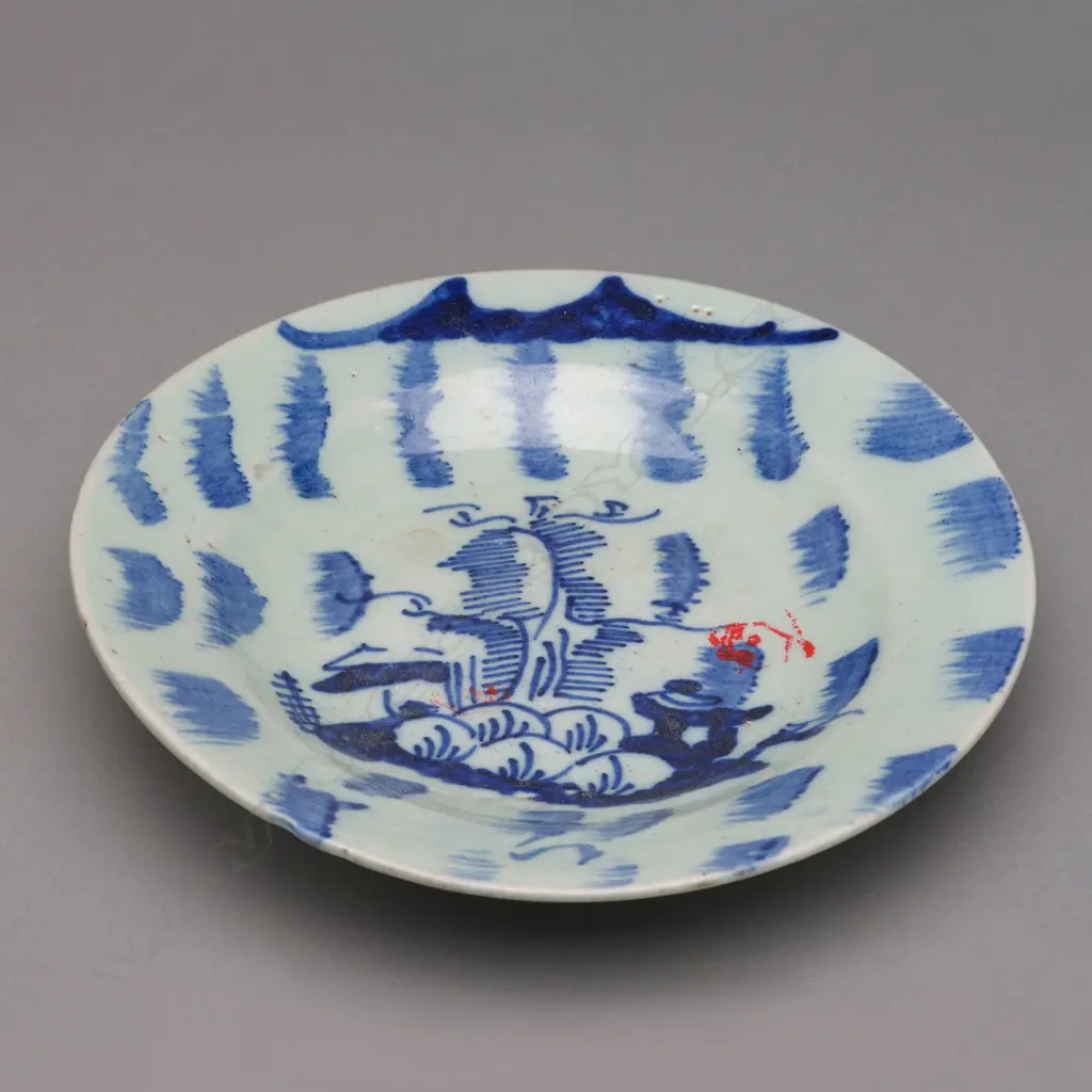 porcelain plate – Fukien – China -18thC Image 1++